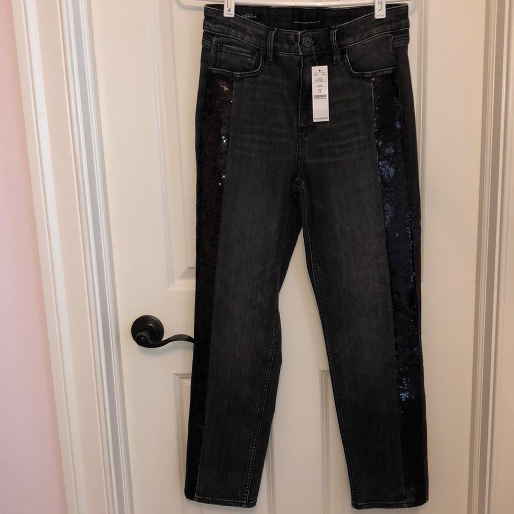 Black jeans with sequence